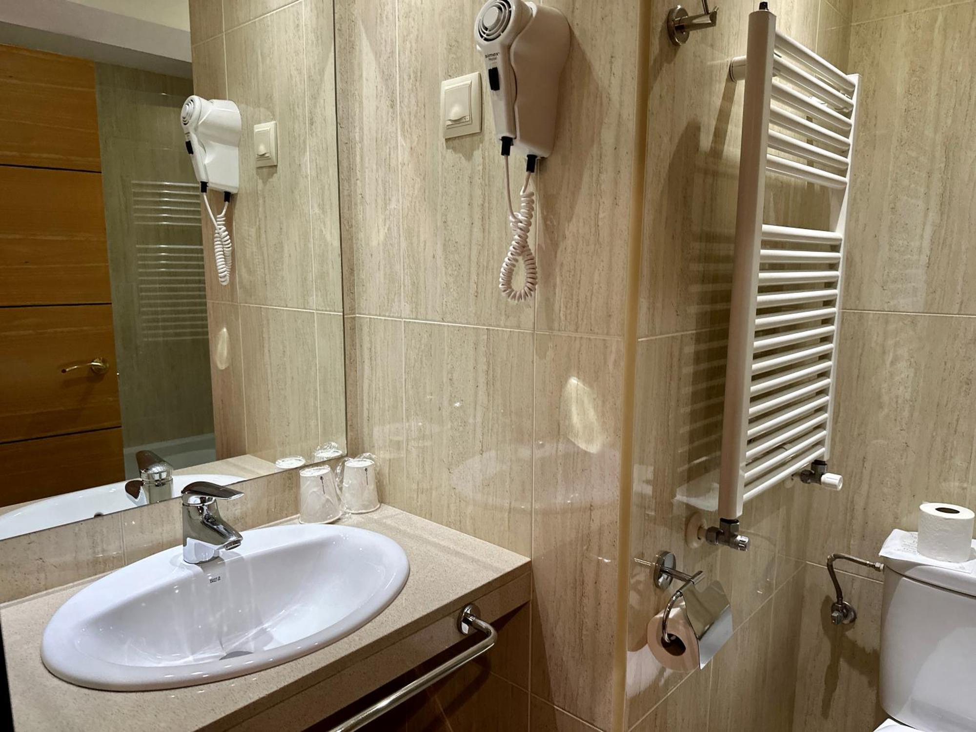 Hotel Micolau 아린잘 외부 사진