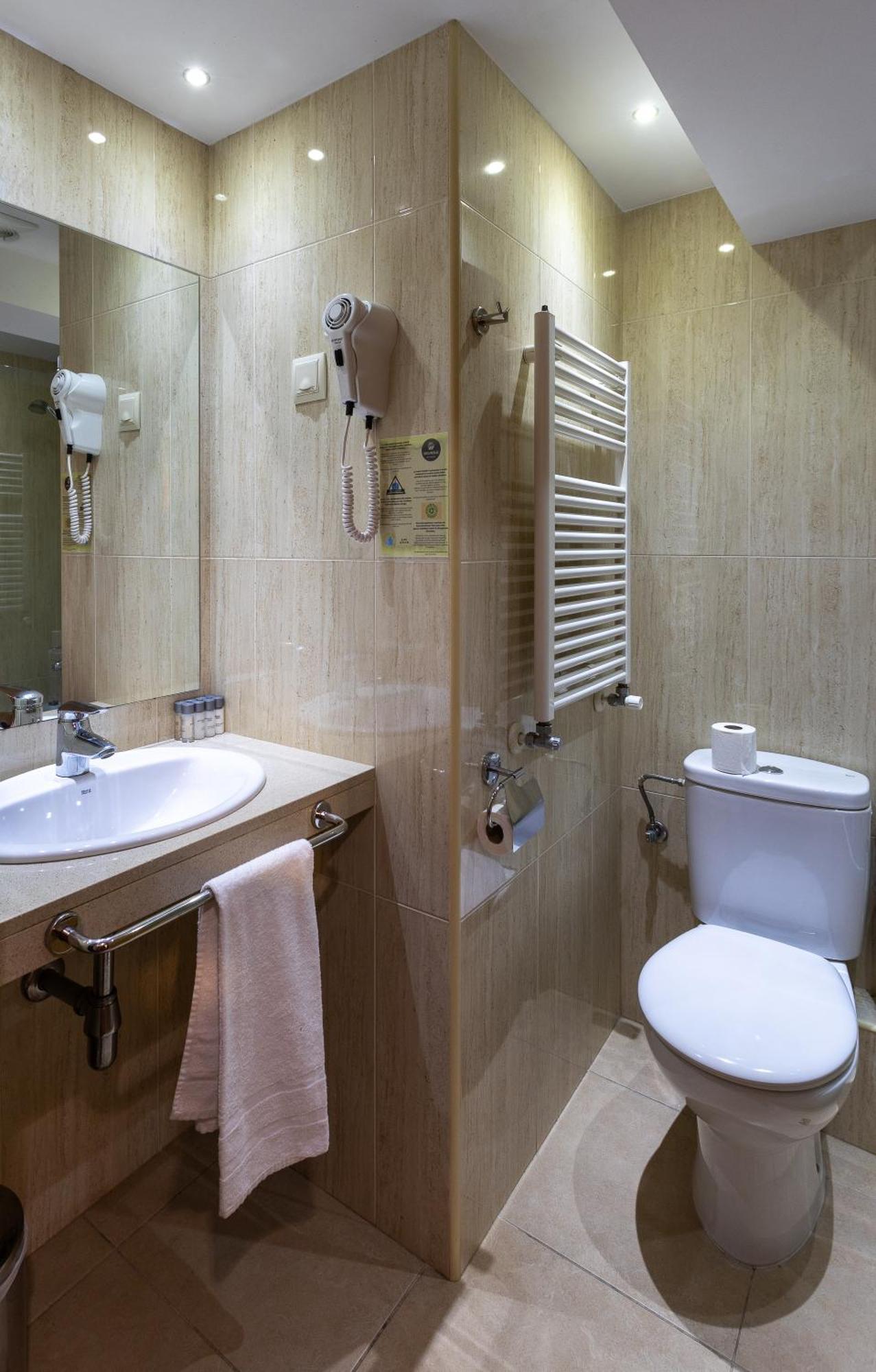 Hotel Micolau 아린잘 외부 사진